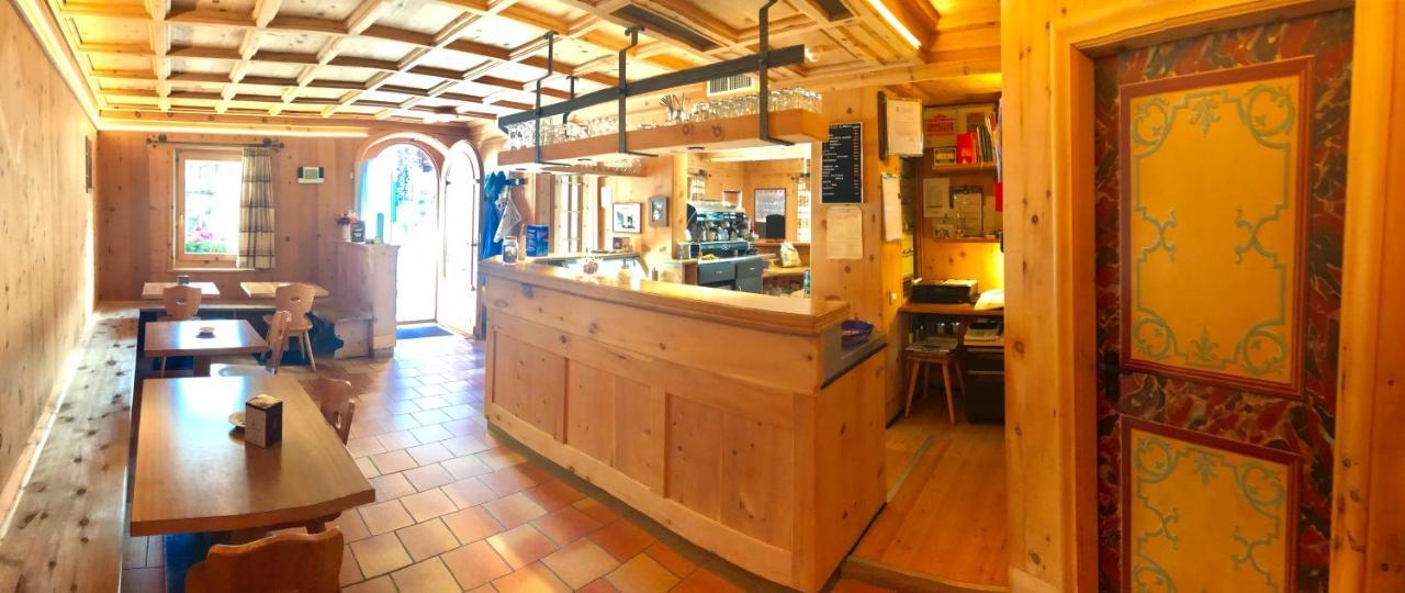 Garni La Casetta Livigno Esterno foto